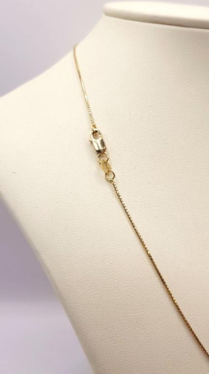 Collana fine con ciondolo bimbo stilizzato in SCONTO